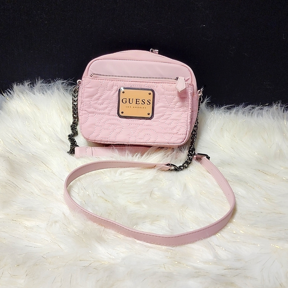 Guess Siannese Camera Bag Pallid purple quilt....looks pink/blush to me. NWT